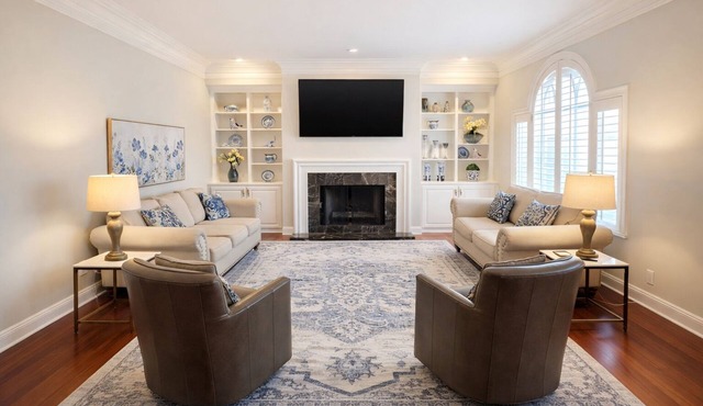 Spacious and Elegant 5BR Home Near EastChase Mall!