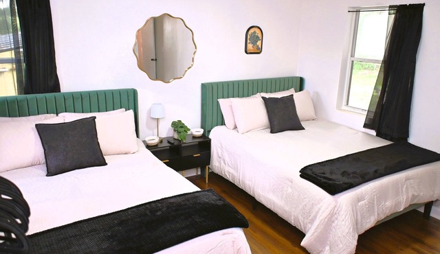 Spacious and enjoyable 3-bedroom home in a family oriented quiet neighborhood.