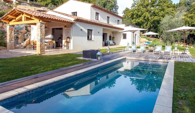 Spacious and Modern 4 Bedroom