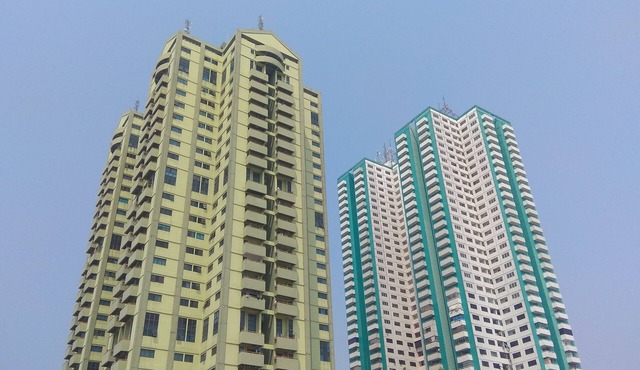 Spacious And Homey 3Br At Kondominium Rajawali Apartment