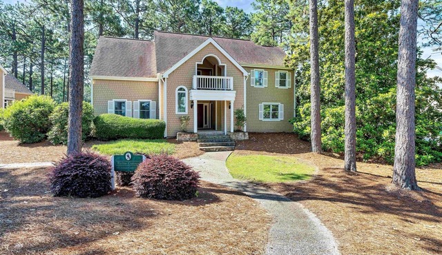 Spacious and Luxurious 4BR Cottage (WITH X2 DOUBLE BEDS IN EACH BEDROOM) Located on Pinehurst National No. 9