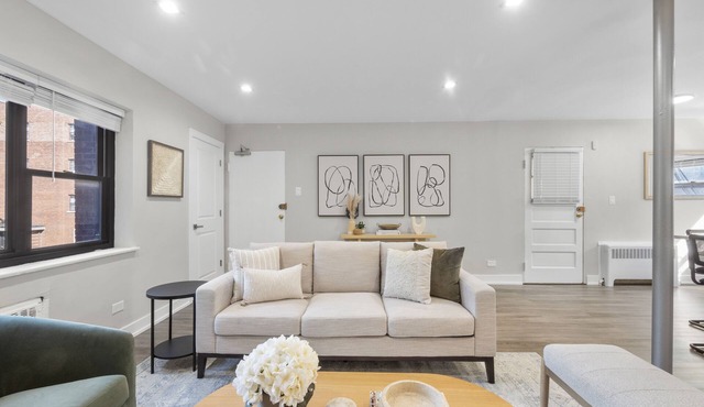 Spacious and Newly Renovated 1BR Next to the Beach