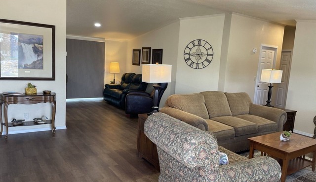 Spacious and Pet friendly with perfect climate control using central Ac/Heat.