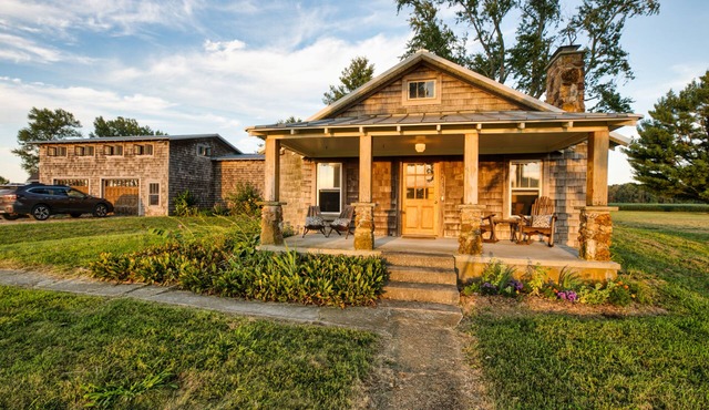Spacious and restful rural retreat house for families and groups.