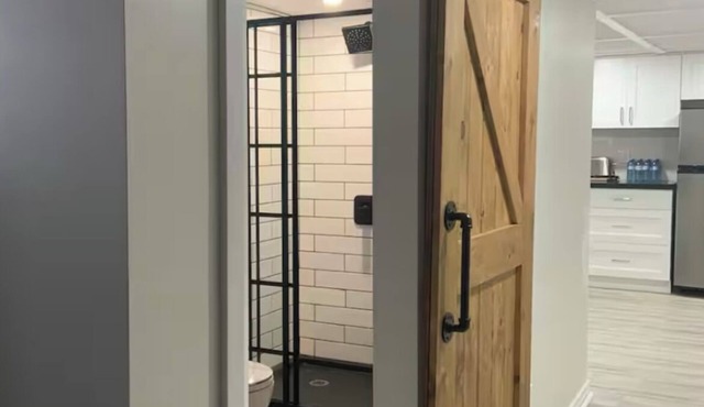 Spacious and rustic unit in prime location