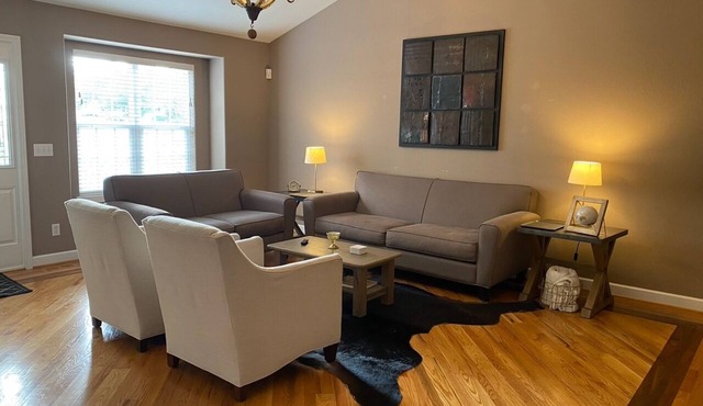 Spacious and Serene 4-bedroom townhome in charming Lawrence