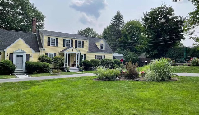 Spacious and Spectacular Kittery Home