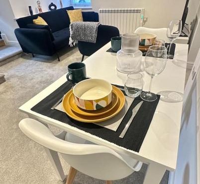 Spacious and Stylish Flat in Trowbridge, Wiltshire