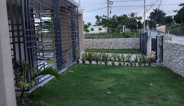 Spacious and unique house closed to beaches & natural monuments!