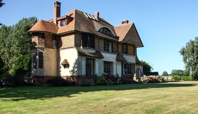 Spacious and warm house of 400 m², well equipped and comfortable!