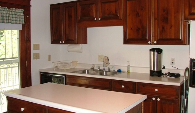 Spacious antiquated 4-bedroom house in Huntington with AC