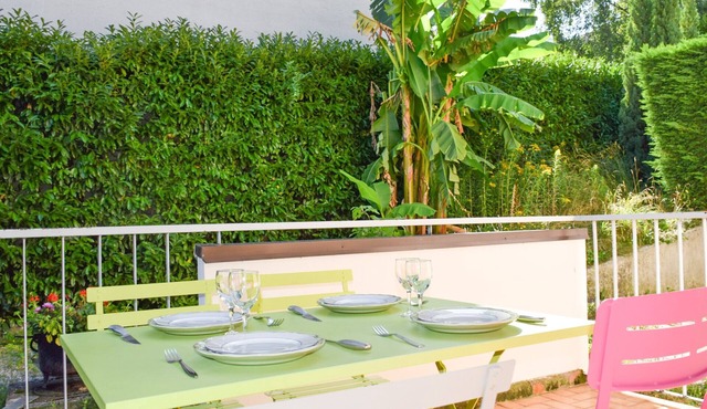 Spacious apartment in Évian with garden terrace and parking