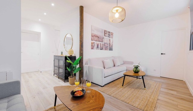 Spacious apartment - 2BR/6P - Pigalle - SoPi