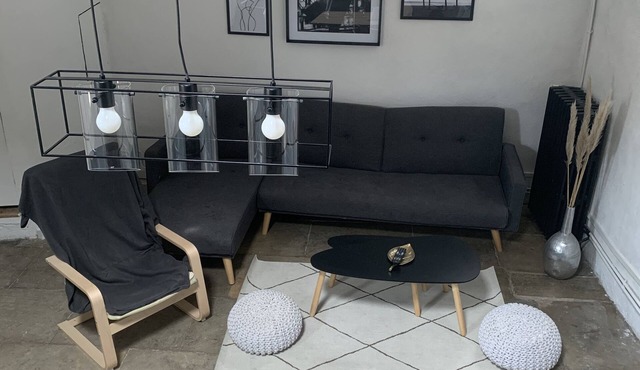 Spacious apartment in the center of town, ideal for friends or family