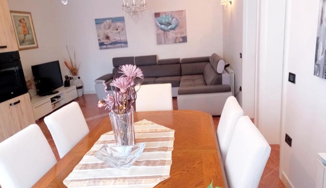 Spacious apartment Angelina - partly renovated 2022