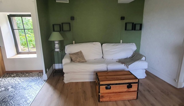 Spacious Apartment in a Bourbonnaise Longère Near Château de Bellenaves