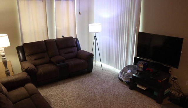 Spacious apartment in a peaceful area of Southwest Fort Worth Book Now!!