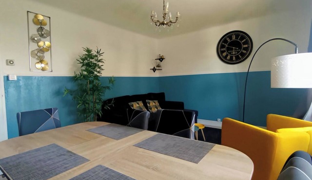 Spacious apartment ideal for leisure and work