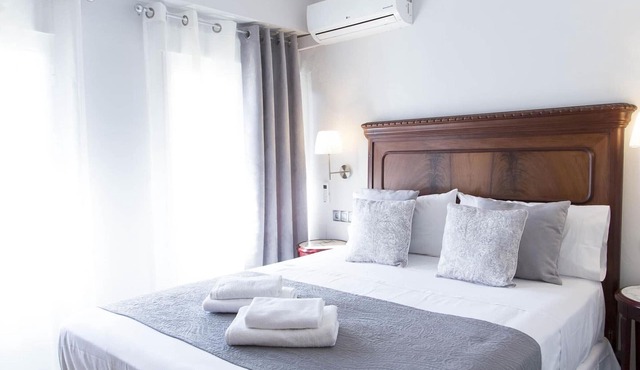Spacious apartment in central Valencia with wifi