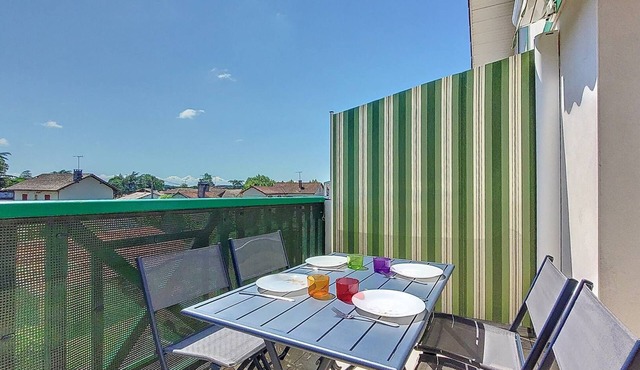 Spacious apartment in the heart of Soustons.