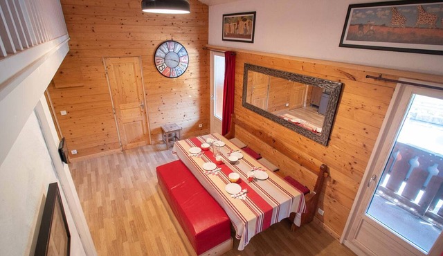 Spacious apartment in Valmorel, 11 beds, 4 rooms, ski locker