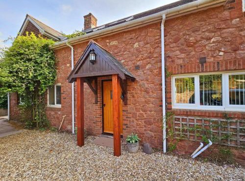 Spacious apartment in Bicknoller