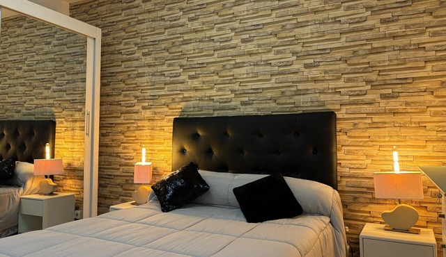 Spacious apartment in Moulins center with balcony and internet