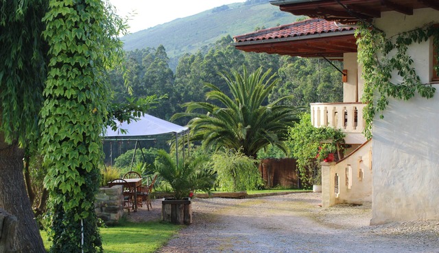 Spacious apartment In Rolling Hills, Close To The Atlantic Ocean