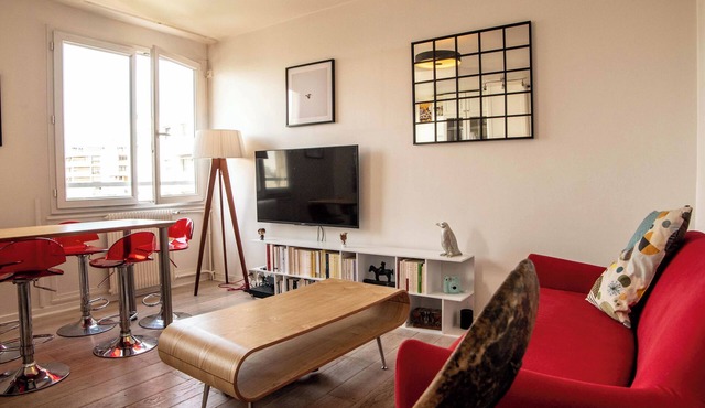 Spacious apartment near Père Lachaise