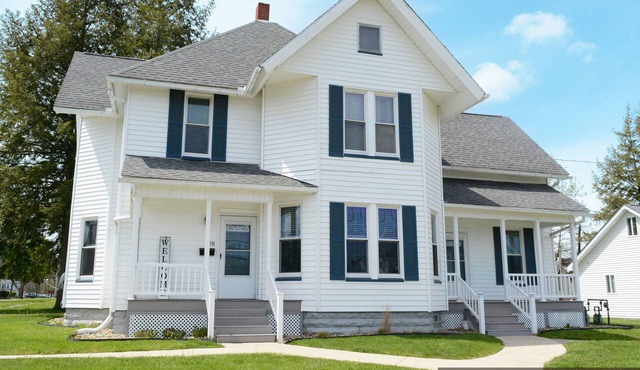 Spacious apartment in the heart of Newton Falls Ohio
