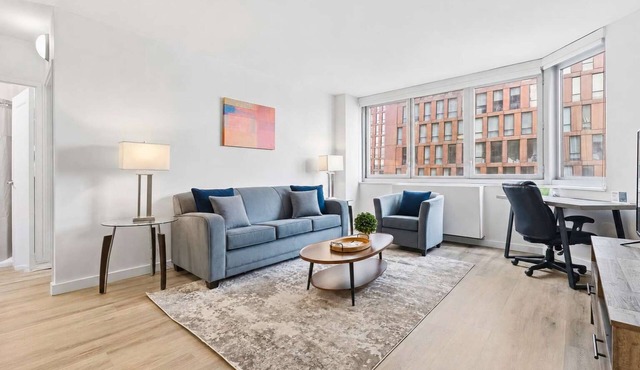 Spacious Apt in Murray Hill