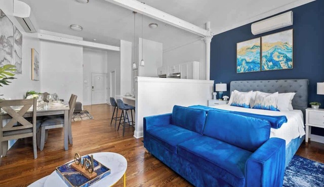 Spacious apt-Near Penn Station 1 min to Prudential