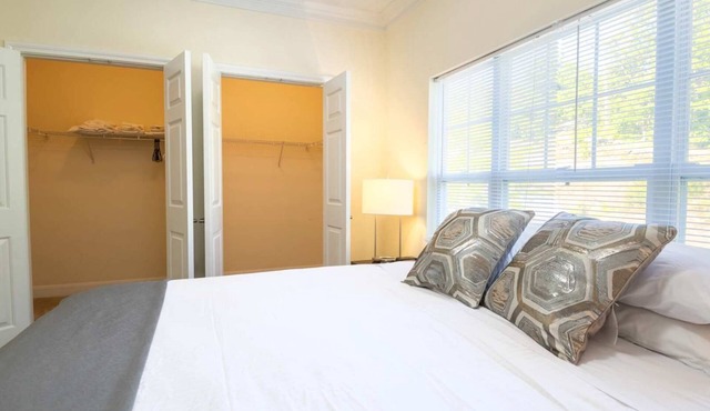 Spacious Apt with Pool