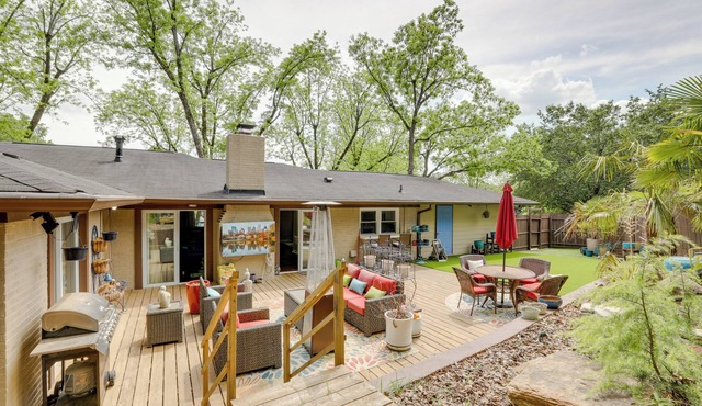 Spacious Atlanta Home w/Yard ~ 9 Mi to Downtown