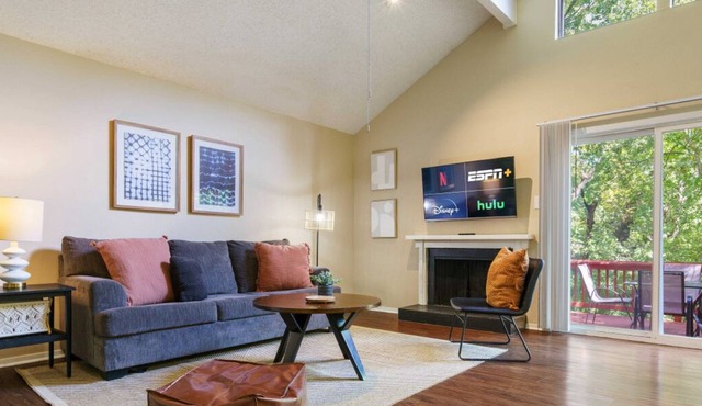Spacious ATX Apt | Private Deck + All Essentials
