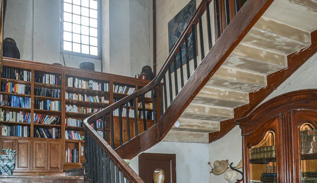 Spacious, authentic property with pretty outdoor pool and tennis court.