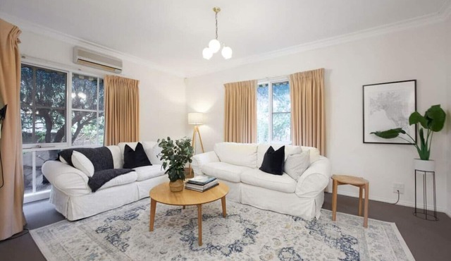 Spacious Balwyn Villa in Great Location