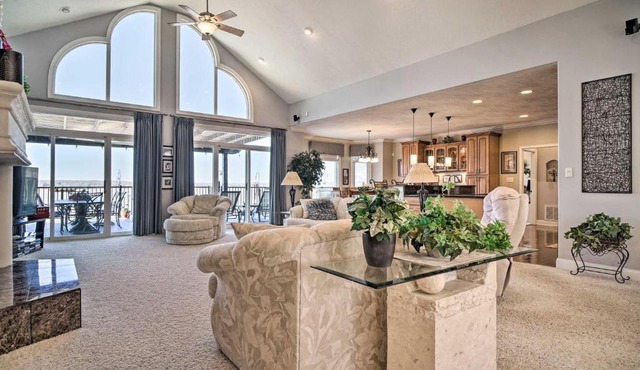 Spacious Baneberry Home with Lake Douglas Views!