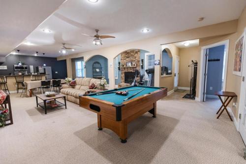 Spacious Basement in RDU RTP CARY area by JENDI