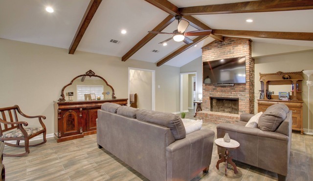 Spacious Baton Rouge Home Rental: 12 Mi to LSU!