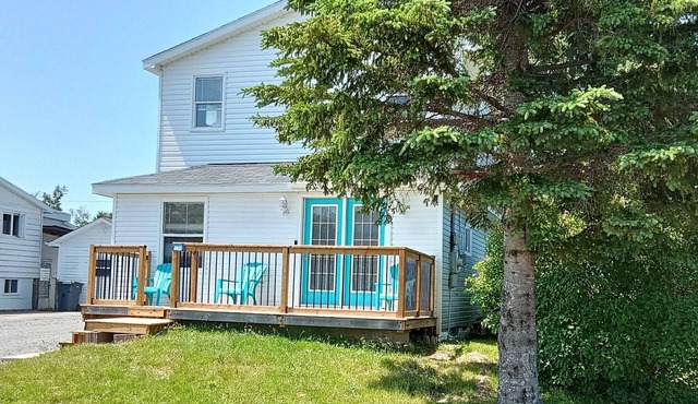 Spacious Beachside Chalet is just minutes walk to Parlee Beach