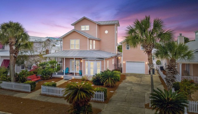 Spacious Beach Home, 5-Min Walk to Beach & Private Pool