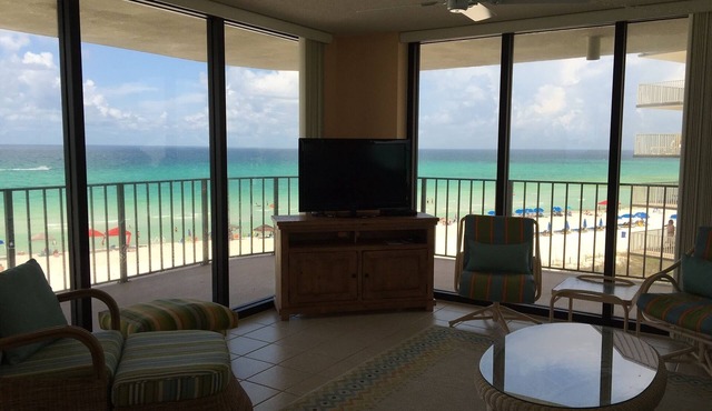 Spacious Beachfront Condo at Edgewater