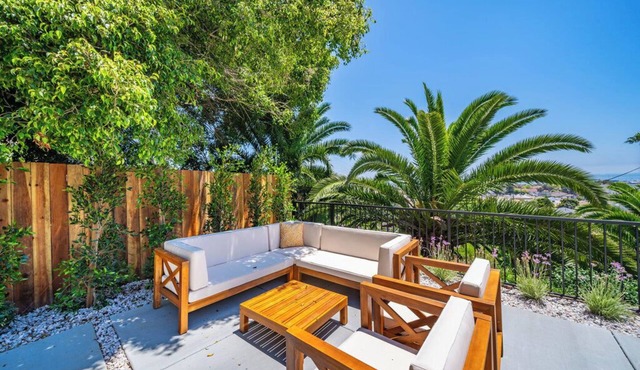 Spacious & Beautiful 3-bedroom 3 1/2 bath ocean-dreamscape