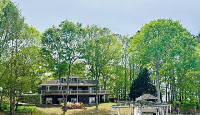 Spacious, Big Views, Pet Friendly, Multigenerational family friendly