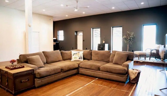 Spacious! Bigger than it seems. Room for everyone!