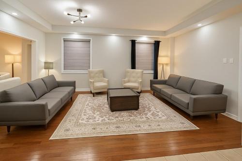 Spacious Brampton 4BR Upper Home