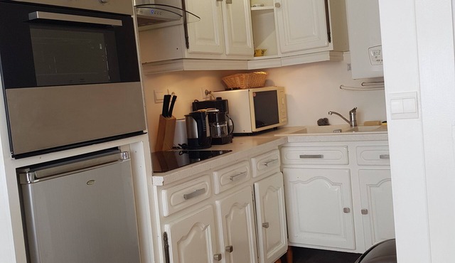 Spacious, bright apartment