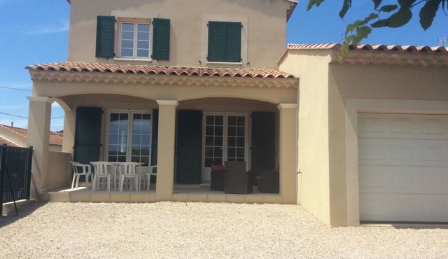 Spacious, bright village house close to tourist attractions