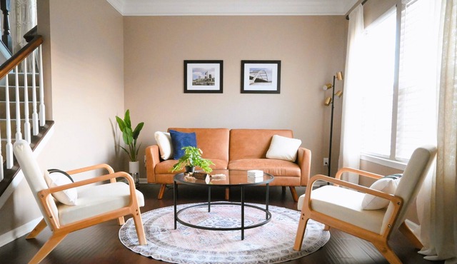 Spacious & bright for Families & Large Groups with Modern Amenities.
